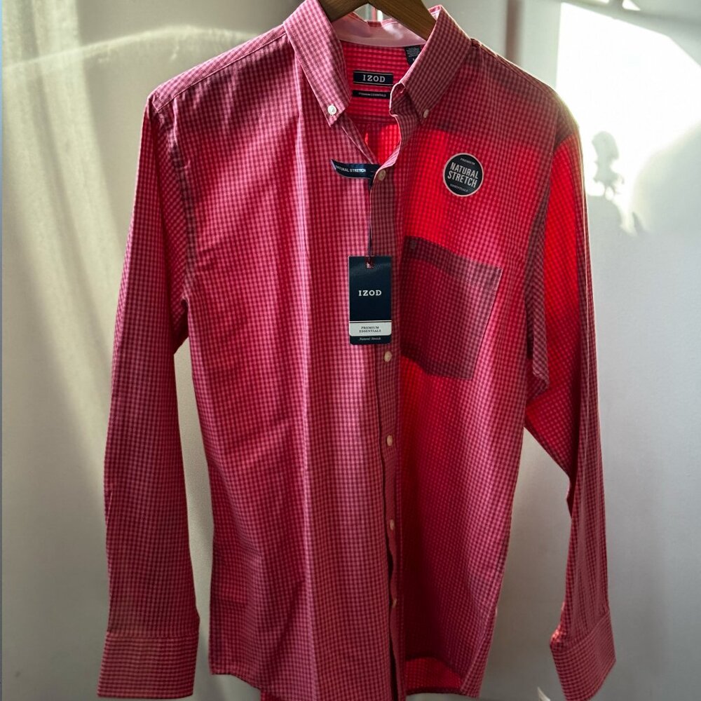 Izod button down long sleeve red gingham shirt S/P